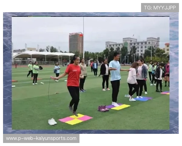 球队与地方文化节合作丰富赛事周边活动吸引观众